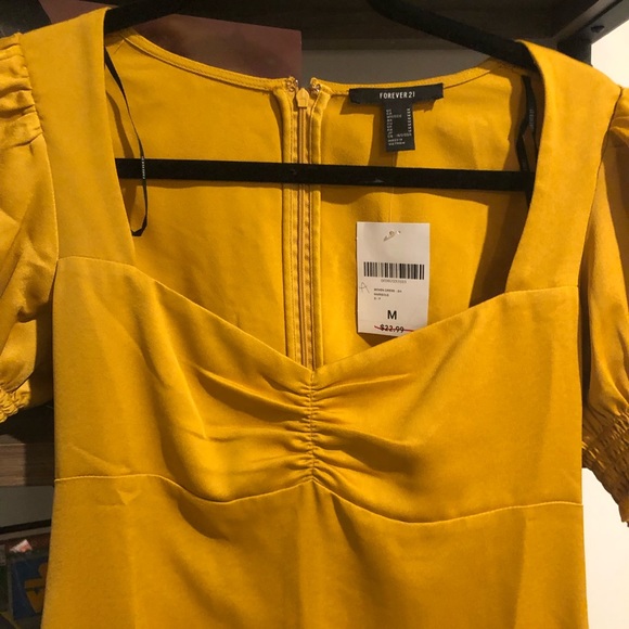 Yellow puff sleeve dress - Picture 3 of 5